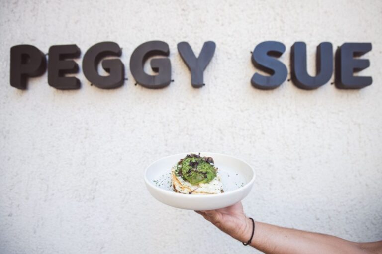 Σχετικά με το PEGGY SUE